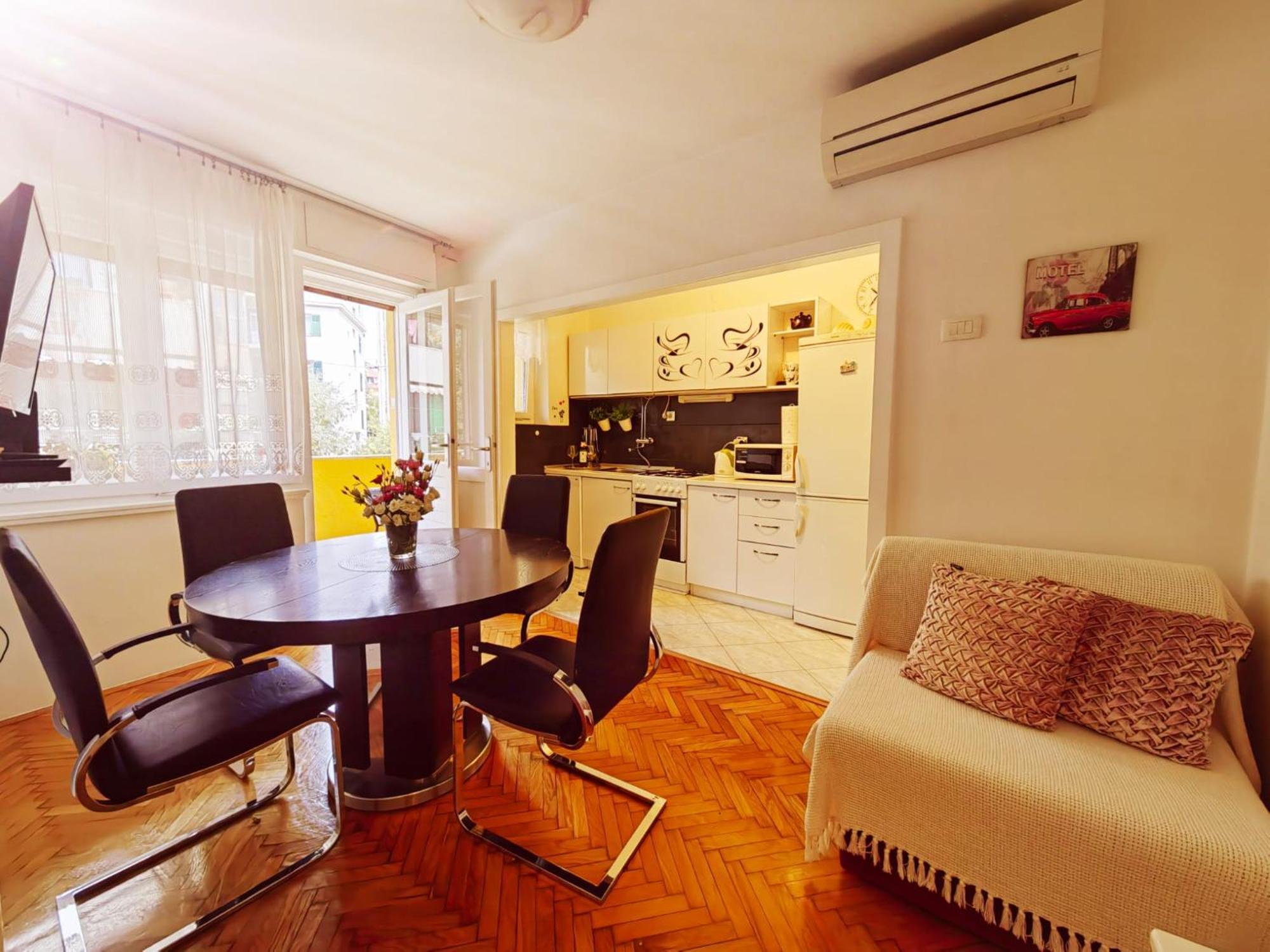Solmare Apartment สปลิท ภายนอก รูปภาพ